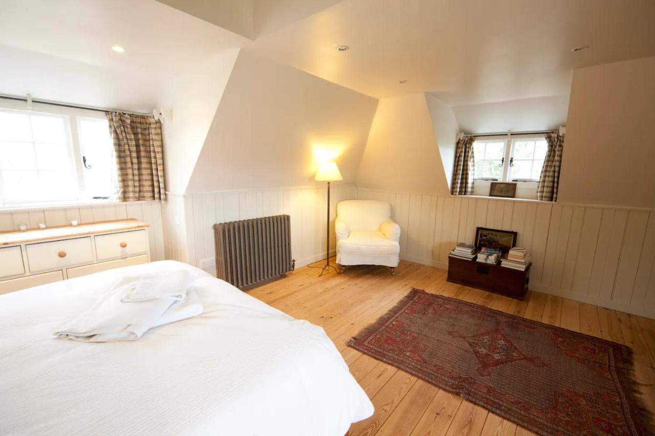 The Lodge: Adorable, Romantic Thatched Cottage Freshwater Luaran gambar