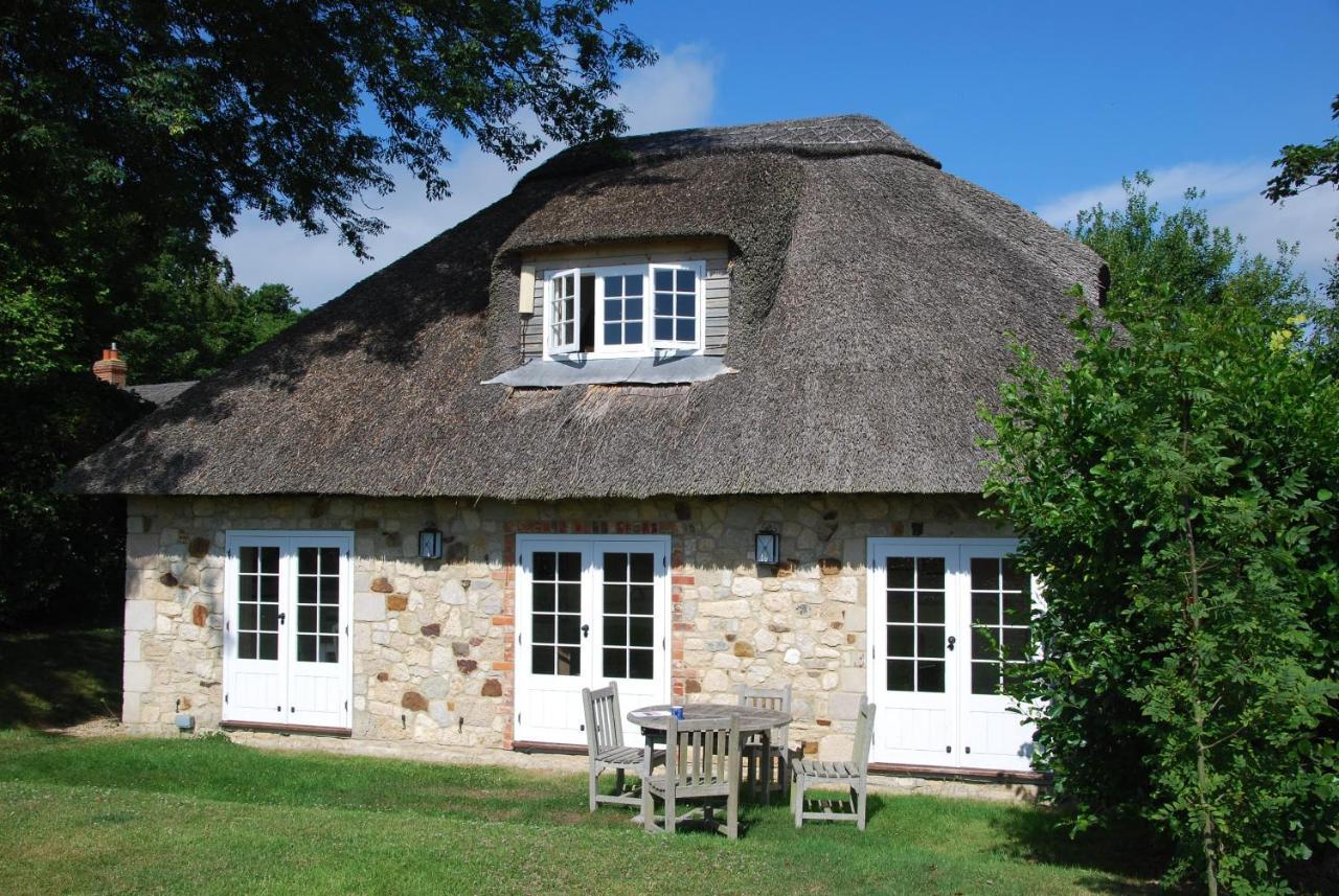 The Lodge: Adorable, Romantic Thatched Cottage Freshwater Luaran gambar